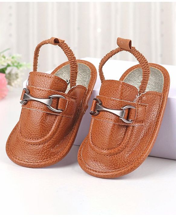 Cute Walk by Babyhug Slip On Booties Solid Color - Brown