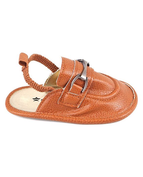 Cute Walk by Babyhug Slip On Booties Solid Color - Brown