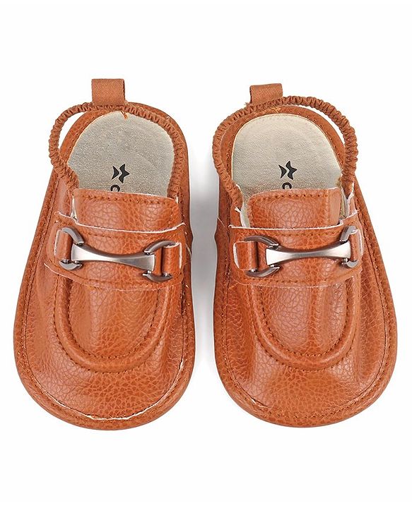 Cute Walk by Babyhug Slip On Booties Solid Color - Brown