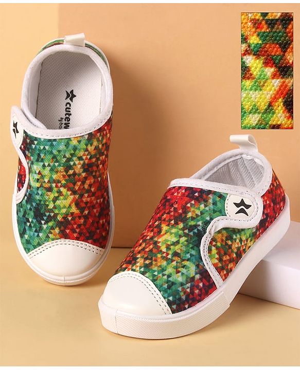 Cute Walk by Babyhug Velcro Closure Gradient Printed Casual Shoes - Green