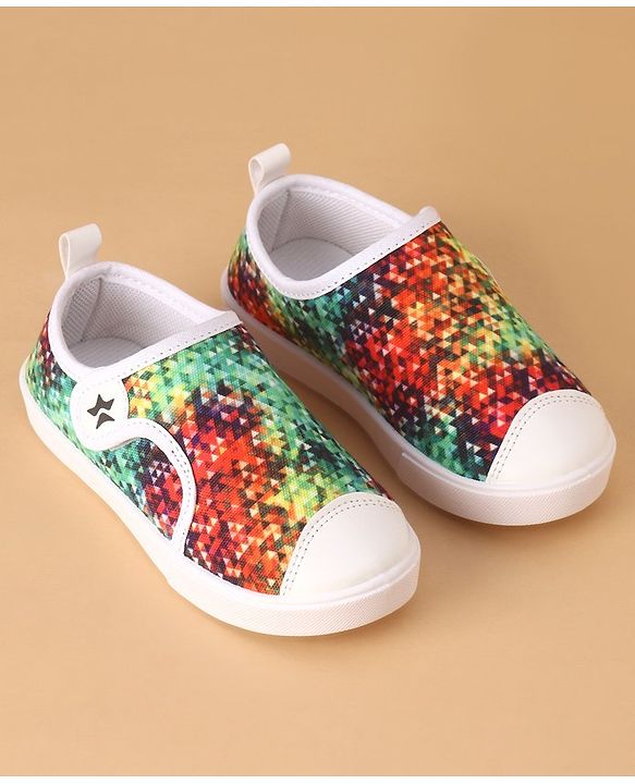 Cute Walk by Babyhug Velcro Closure Gradient Printed Casual Shoes - Green