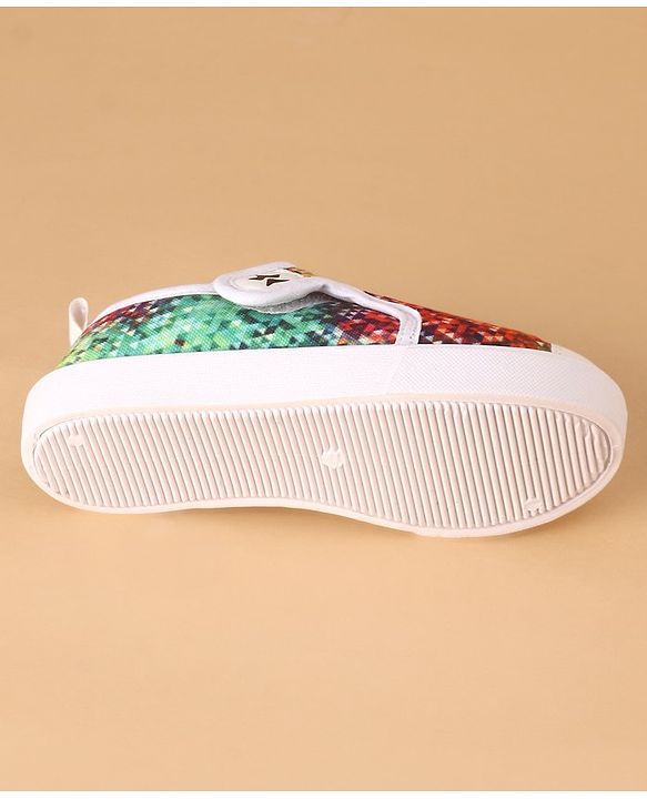 Cute Walk by Babyhug Velcro Closure Gradient Printed Casual Shoes - Green