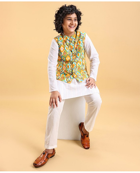 Pine Kids 100% Cotton Full Sleeves Kurta Pajama Set With Jacket & Bandi Diamond Print - Yellow & White