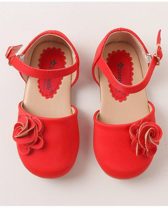 Cute Walk by Babyhug Bellies With Buckle Closure & Floral Applique - Red