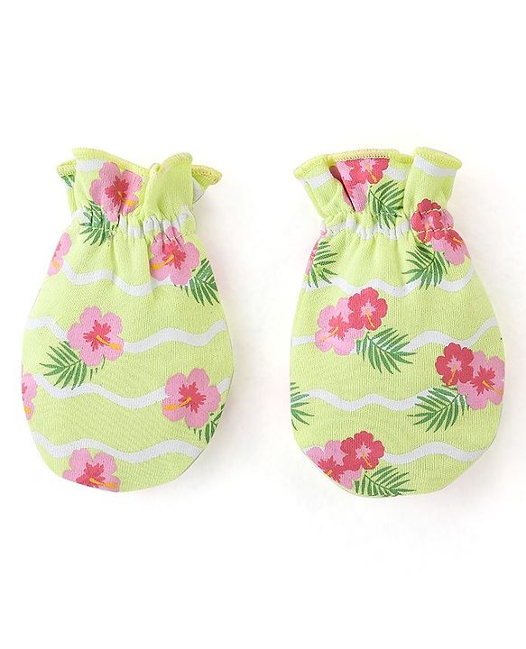 Babyhug 100%  Cotton Cap Mittens And Booties Floral Print -  Green