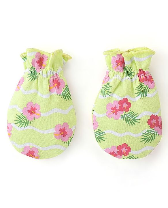 Babyhug 100%  Cotton Cap Mittens And Booties Floral Print -  Green