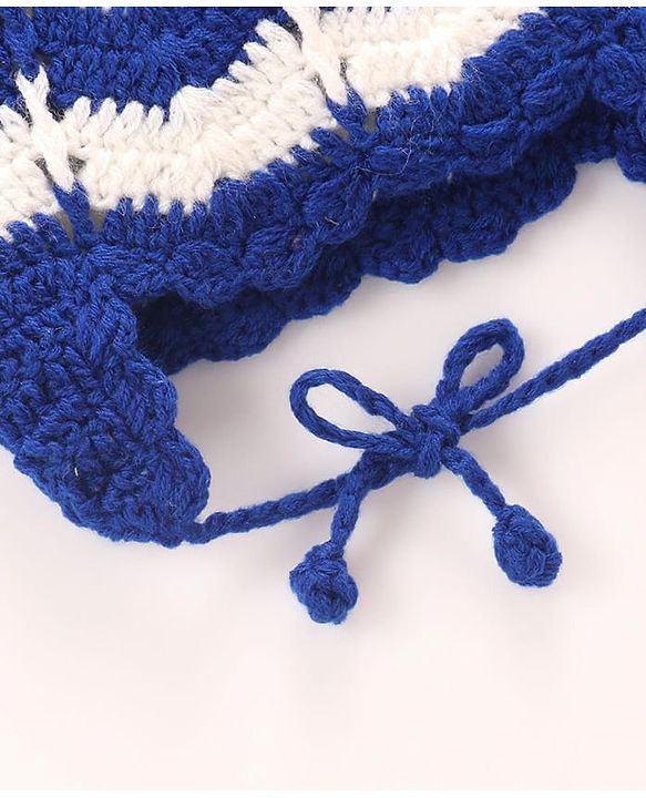 Babyhug Pom Pom Woollen Cap - White & Navy Blue