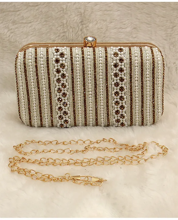 Potli To Clutch Box! Latest Bridal Bags To Match With Your Outfits! |  WeddingBazaar