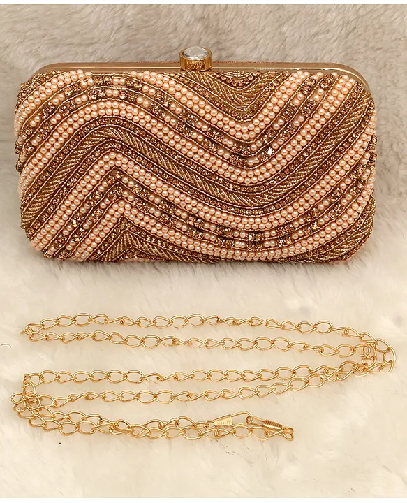 White Pearl & Golden Embellished Purse - HoMafy