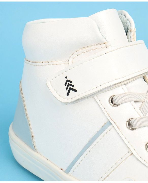 Pine Kids Color Block Casual Shoes with Velcro Closure - White