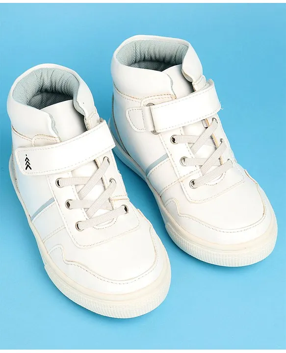 Nike Kids Boys Big Kid size 6.5 Youth Court Borough Low 2 White sneakers |  eBay