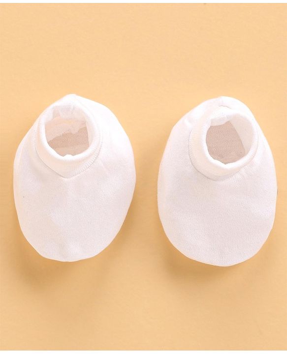 Babyhug 100 % Cotton Baby Clothing Gift Sets Pack of 7 - White