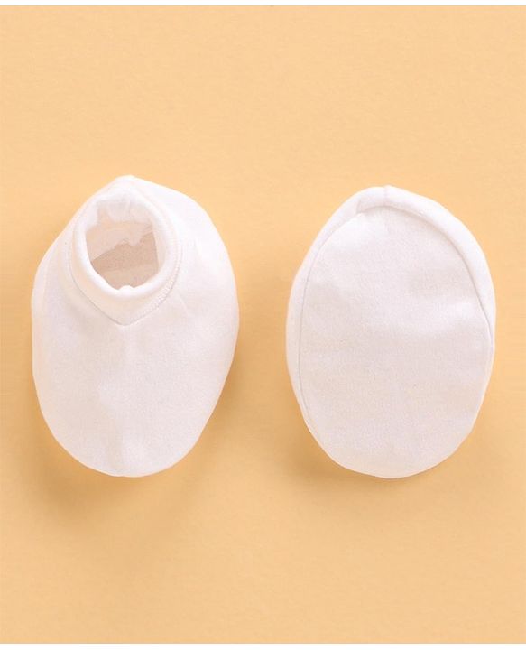 Babyhug 100 % Cotton Baby Clothing Gift Sets Pack of 7 - White