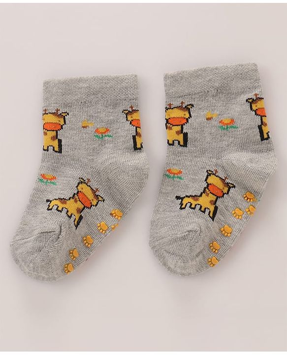 Cutewalk by Babyhug Cotton Anti-Bacterial Anti-Skid Ankle Length Striped & Giraffe Design Socks Pack of 3 - Yellow & Grey