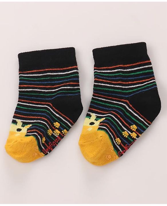 Cutewalk by Babyhug Cotton Anti-Bacterial Anti-Skid Ankle Length Striped & Giraffe Design Socks Pack of 3 - Yellow & Grey