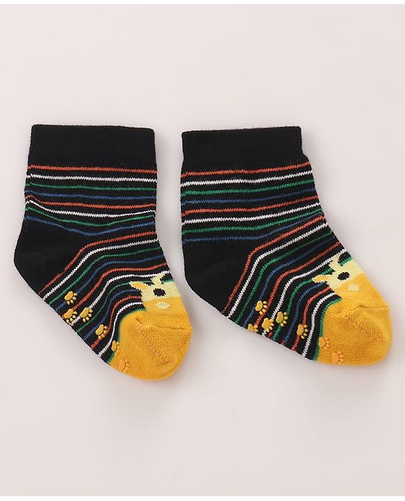 Cutewalk by Babyhug Cotton Anti-Bacterial Anti-Skid Ankle Length Striped & Giraffe Design Socks Pack of 3 - Yellow & Grey