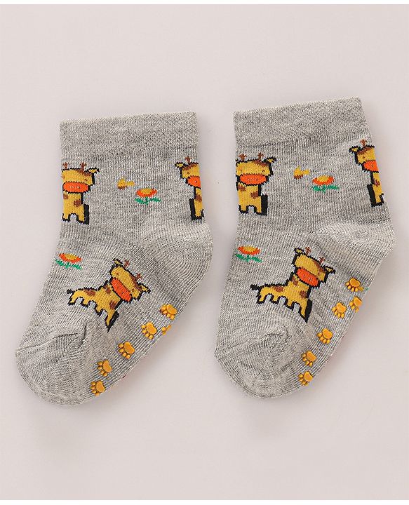 Cutewalk by Babyhug Cotton Anti-Bacterial Anti-Skid Ankle Length Striped & Giraffe Design Socks Pack of 3 - Yellow & Grey