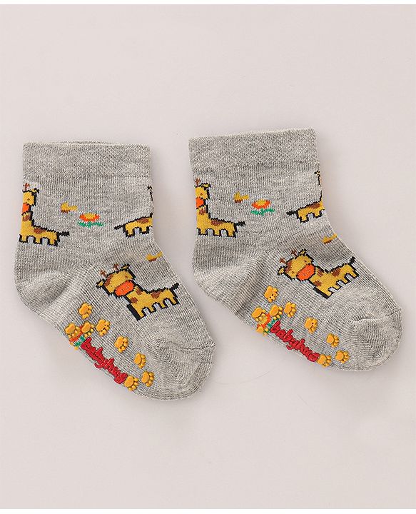 Cutewalk by Babyhug Cotton Anti-Bacterial Anti-Skid Ankle Length Striped & Giraffe Design Socks Pack of 3 - Yellow & Grey