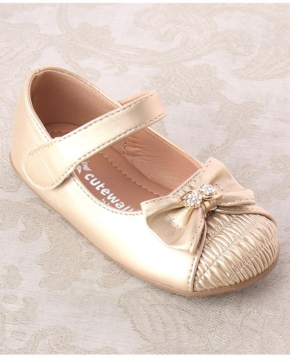 Cute Walk by Babyhug Bellies with Velcro Closure & Bow Applique - Golden