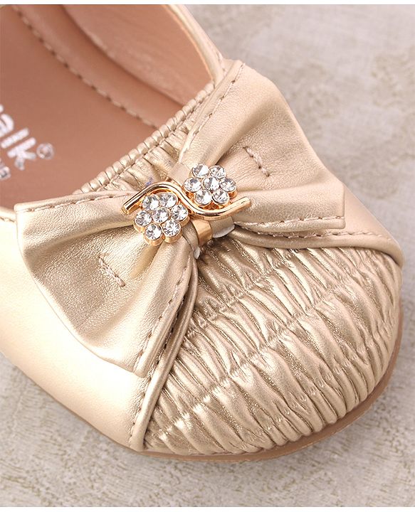 Cute Walk by Babyhug Bellies with Velcro Closure & Bow Applique - Golden