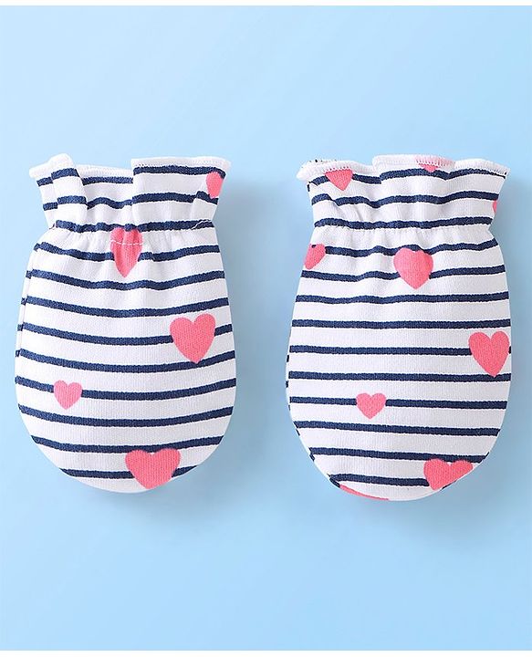 Babyhug 100% Cotton Cap Mittens And Booties Heart Printed - White