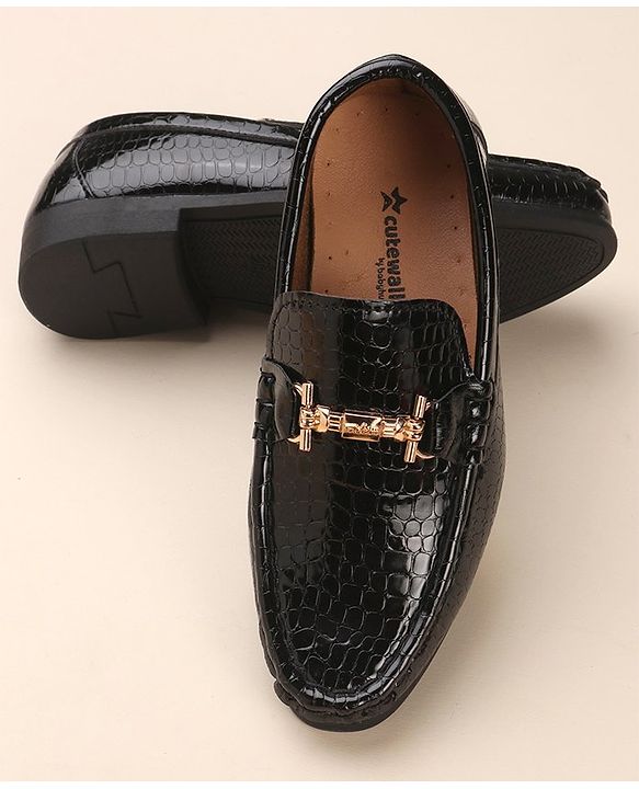 Cute Walk by Babyhug Slip On Formal & Partywear Shoes with Applique - Black