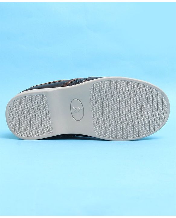 Pine Kids Textured Velcro Closure Casual Shoes - Brown