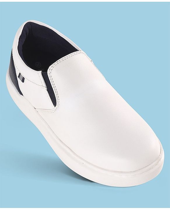Pine Kids Solid Colour Slip On Casual Shoes - White