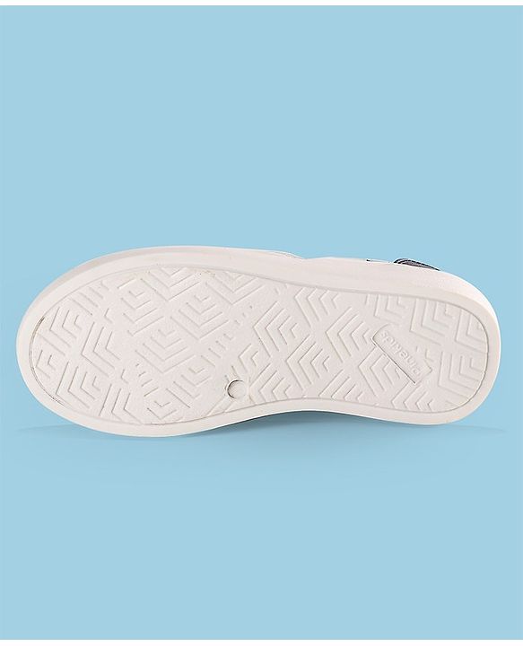 Pine Kids Solid Colour Slip On Casual Shoes - White