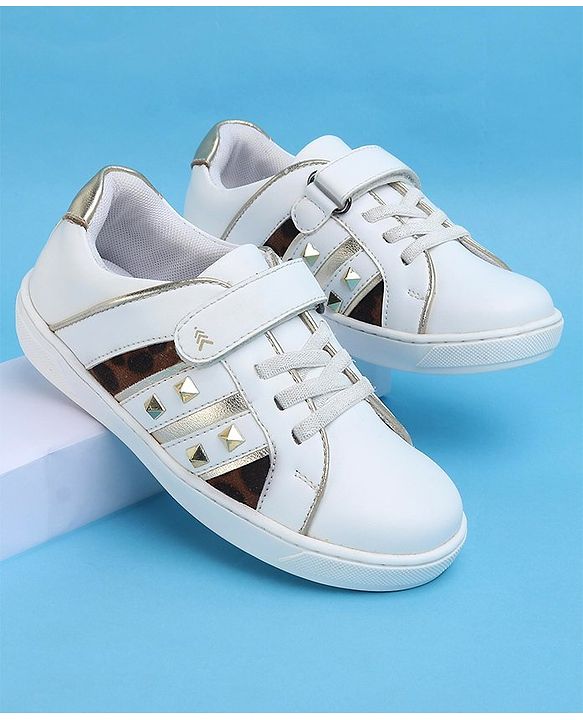 Pine Kids Velcro Closure Striped Casual Shoes with Applique - White