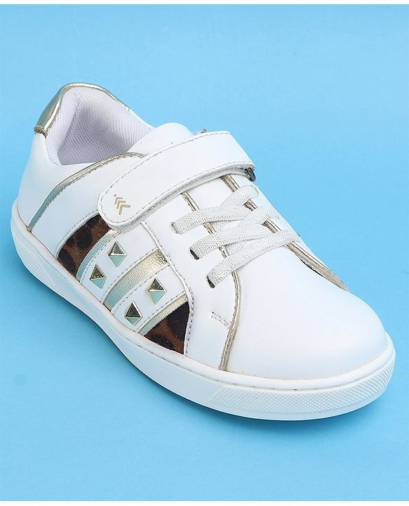 Pine Kids Velcro Closure Striped Casual Shoes with Applique - White