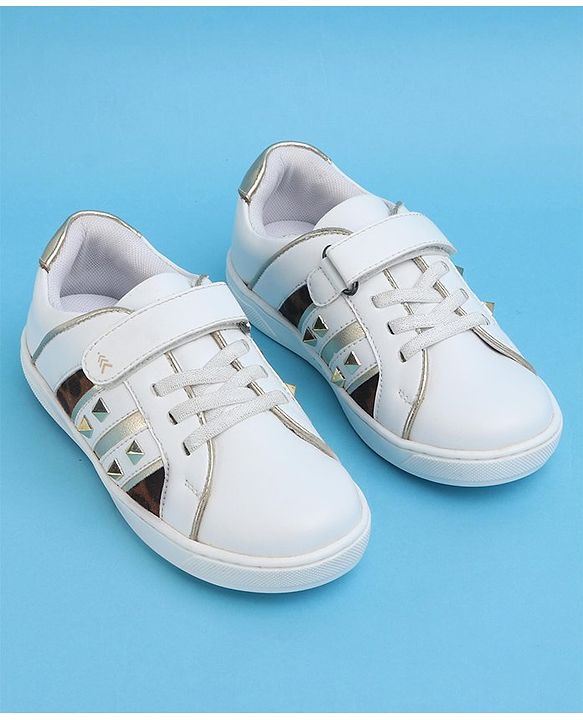 Pine Kids Velcro Closure Striped Casual Shoes with Applique - White