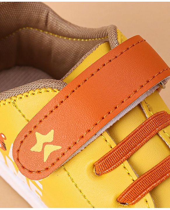 Cute Walk by Babyhug Casual Shoes with Velcro Closure Tiger Print - Yellow