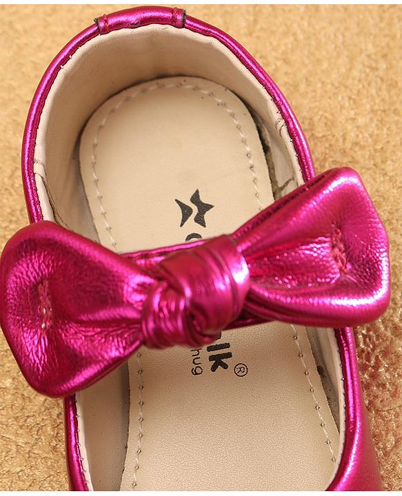Cute Walk by Babyhug Velcro Closure Ballerina Bow Applique - Fuschia