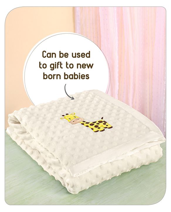 Babyhug Velvet Lion Embroidered Lightweingt Bubble Blanket - Blue