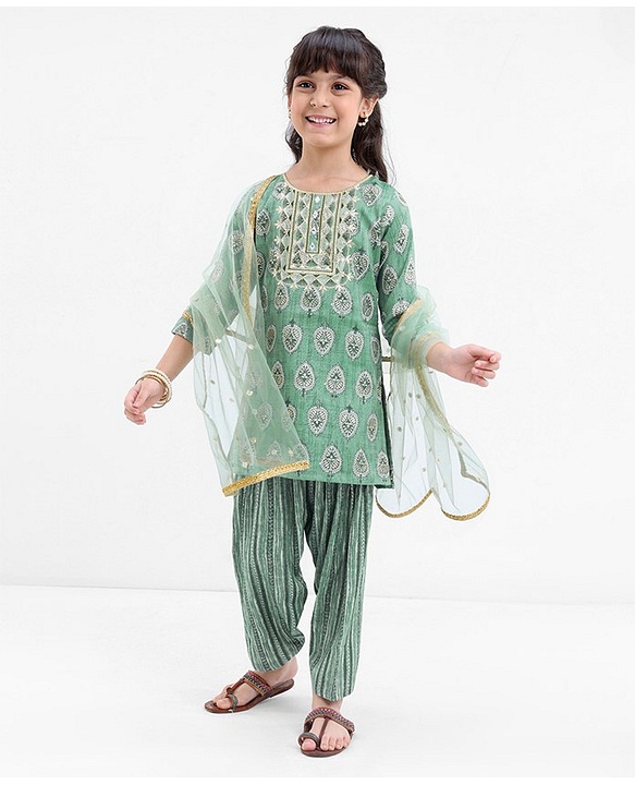 Babyhug Three Fourth Sleeves Rayon Printed Kurta And Pant with Sequenced Dupatta Embroidered Design - Green