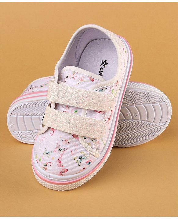 Cute Walk by Babyhug with Double Velcro Closure Casual Shoes - White