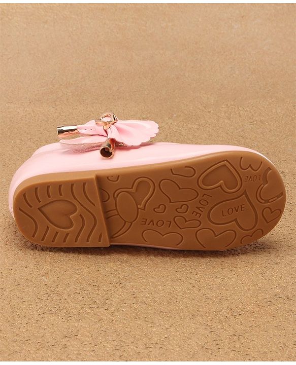 Cute Walk by Babyhug Velcro Closure Bellies with Bow Applique - White