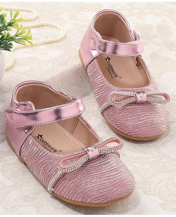 Cute Walk by Babyhug Bellies with Velcro Closure with Bow Applique - Golden