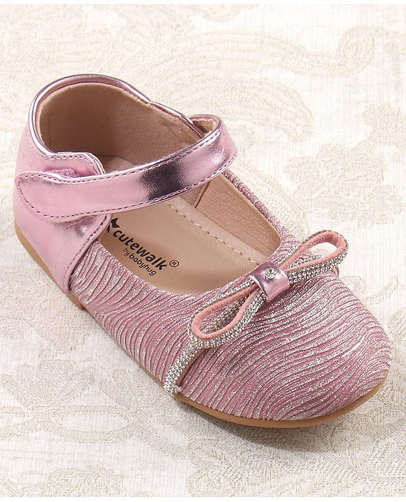 Cute Walk by Babyhug Bellies with Velcro Closure with Bow Applique - Golden