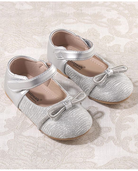 Cute Walk by Babyhug Bellies with Velcro Closure with Bow Applique - Golden