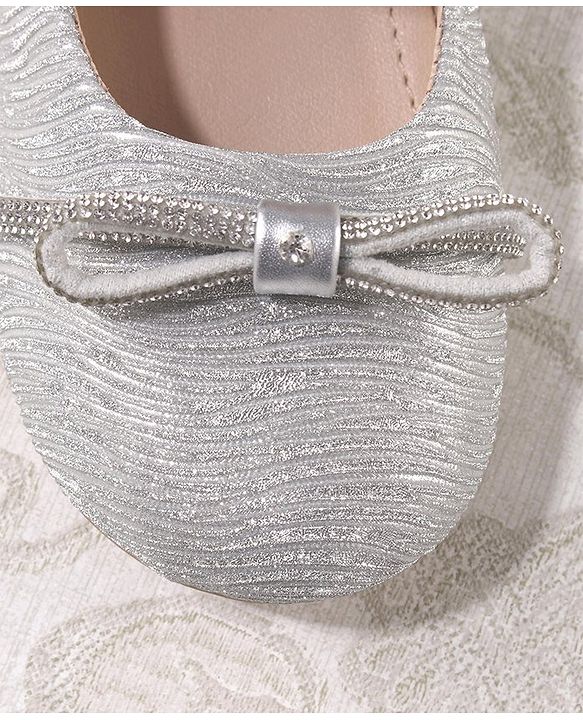 Cute Walk by Babyhug Bellies with Velcro Closure with Bow Applique - Golden