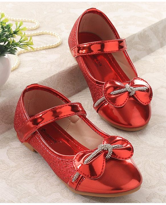 Cute Walk By Babyhug Velcro Closure Bellies With Bow - Red