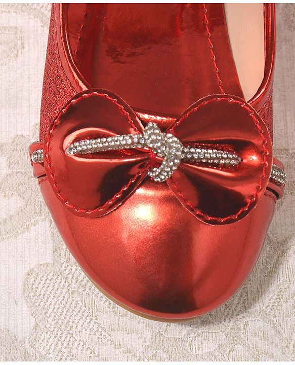 Cute Walk By Babyhug Velcro Closure Bellies With Bow - Red