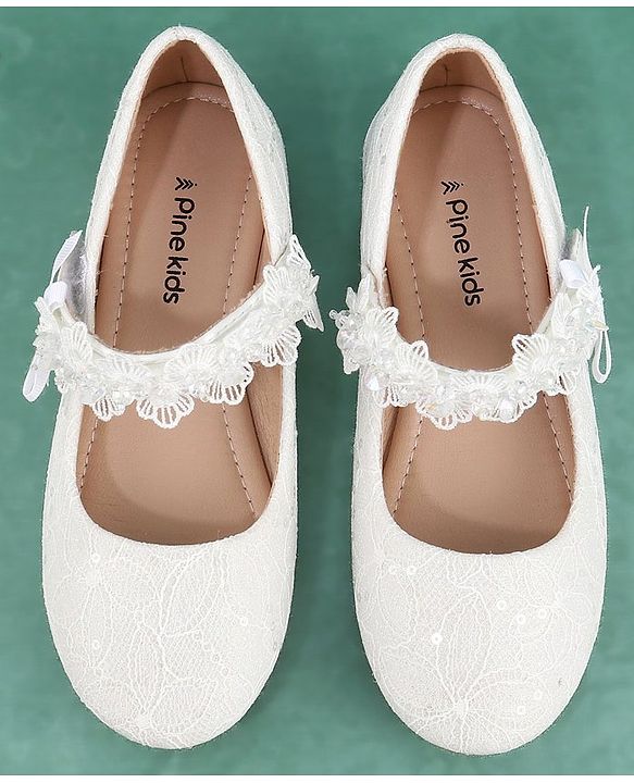Pine Kids Velcro Closure Bellies with Flower Applique - White