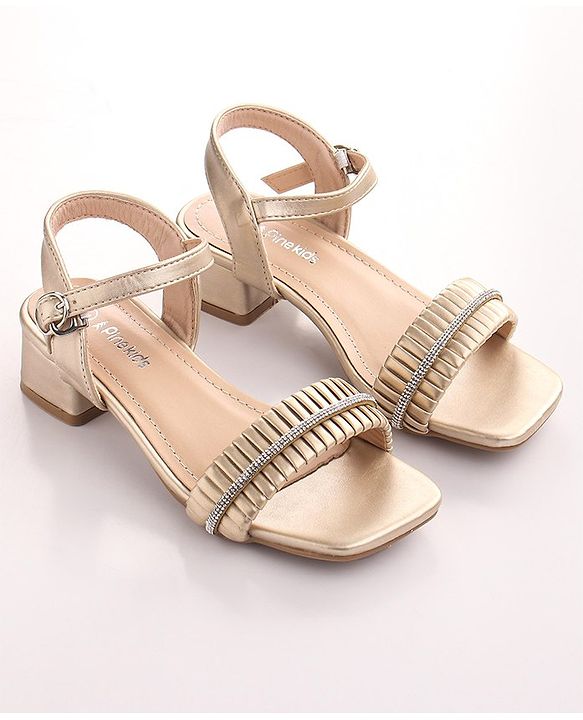 Pine Kids Sandals With Buckle Closure & Crystal Detailing - Golden
