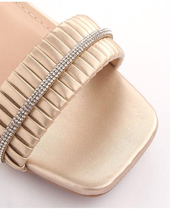 Pine Kids Sandals With Buckle Closure & Crystal Detailing - Golden