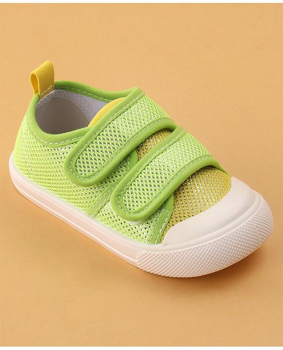 Cute Walk by Babyhug Casual Shoes with Velcro Closure - Green
