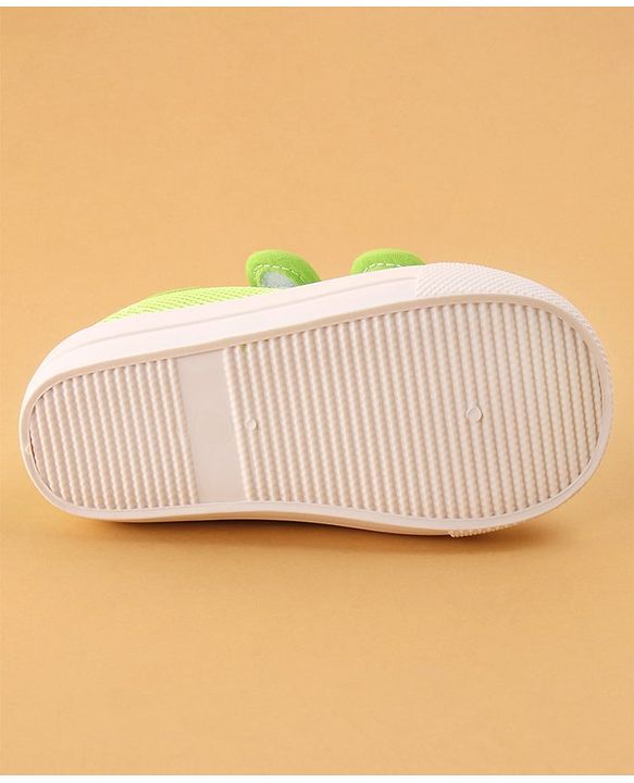 Cute Walk by Babyhug Casual Shoes with Velcro Closure - Green
