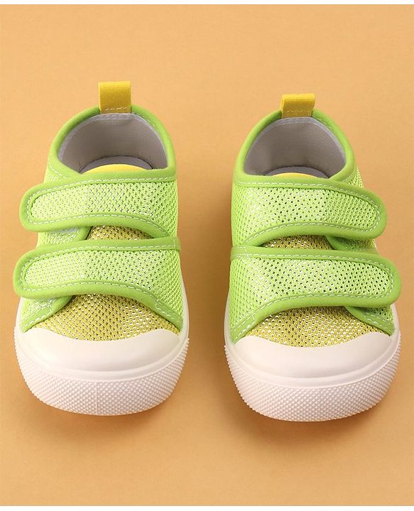 Cute Walk by Babyhug Casual Shoes with Velcro Closure - Green